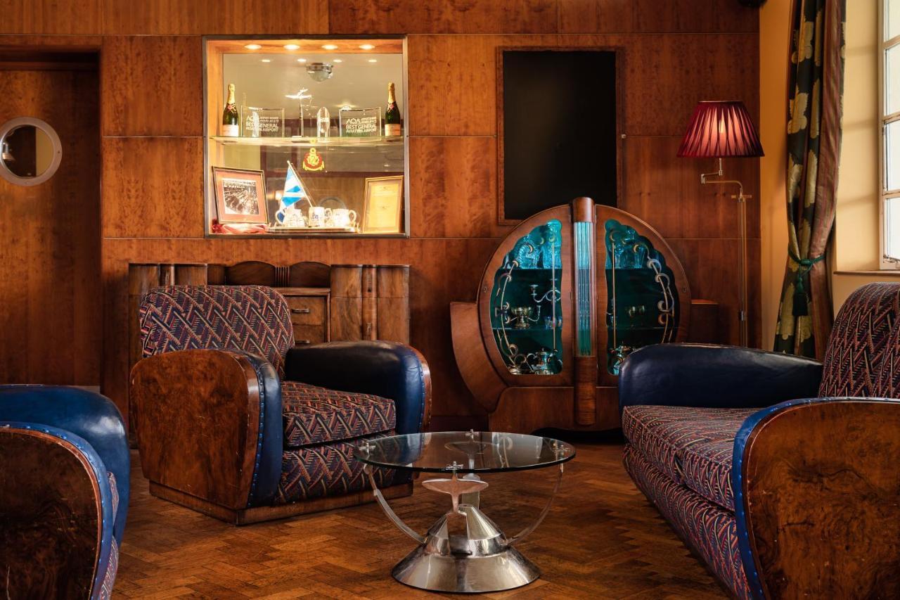 The Aviator Hotel Sywell Buitenkant foto
